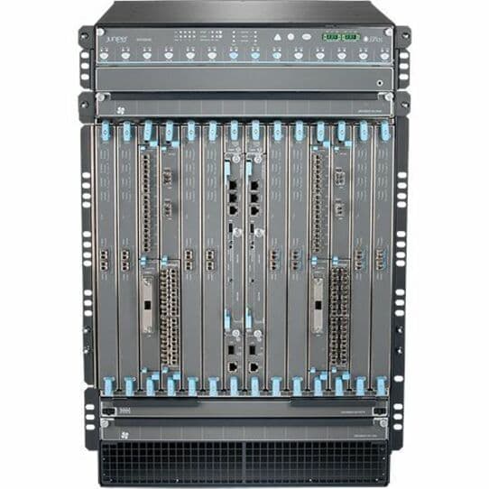 Juniper SRX5800X configured with RE3 2x SCB4 and 2x PEM chassis router