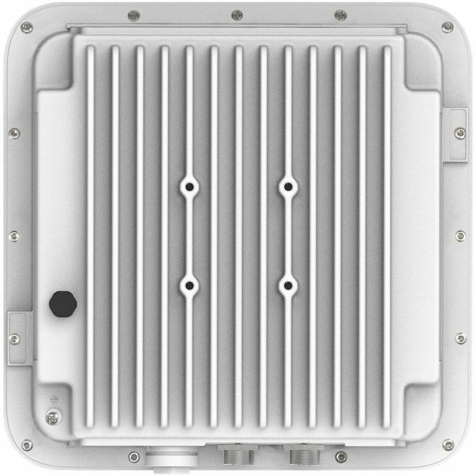 Juniper Mist AP63 outdoor access point bundle with IP67 rating, flush-mount design, and Bluetooth 5